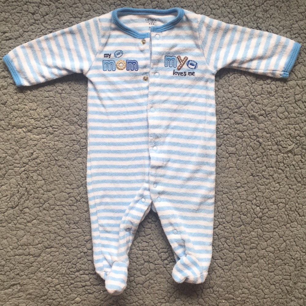 💙Carter’s Newborn Footie Pajamas💙